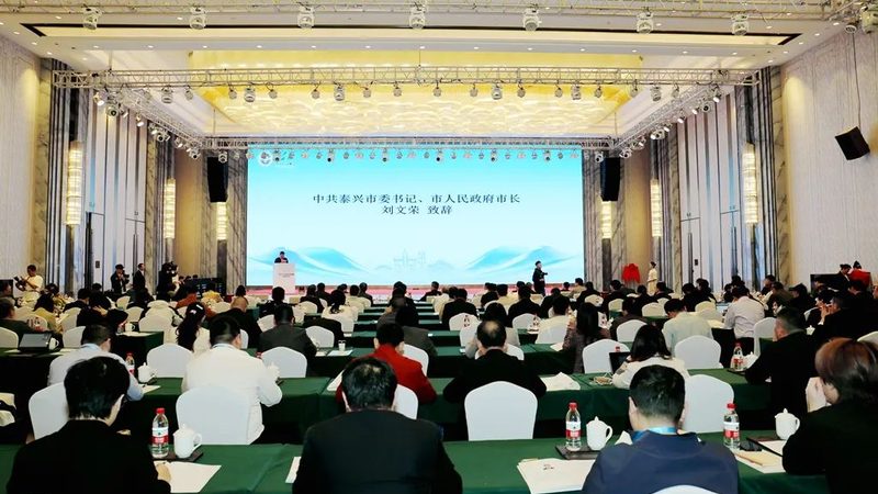 塑料原料改性料与纯料：性能对比与选择要点